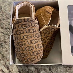 New Ugg slippers for baby